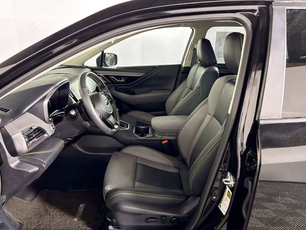 Certified 2025 Subaru Outback Onyx Edition image 12