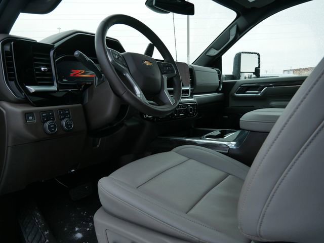 Used 2024 Chevrolet Silverado 2500 LTZ w/ LTZ Convenience Package image 11