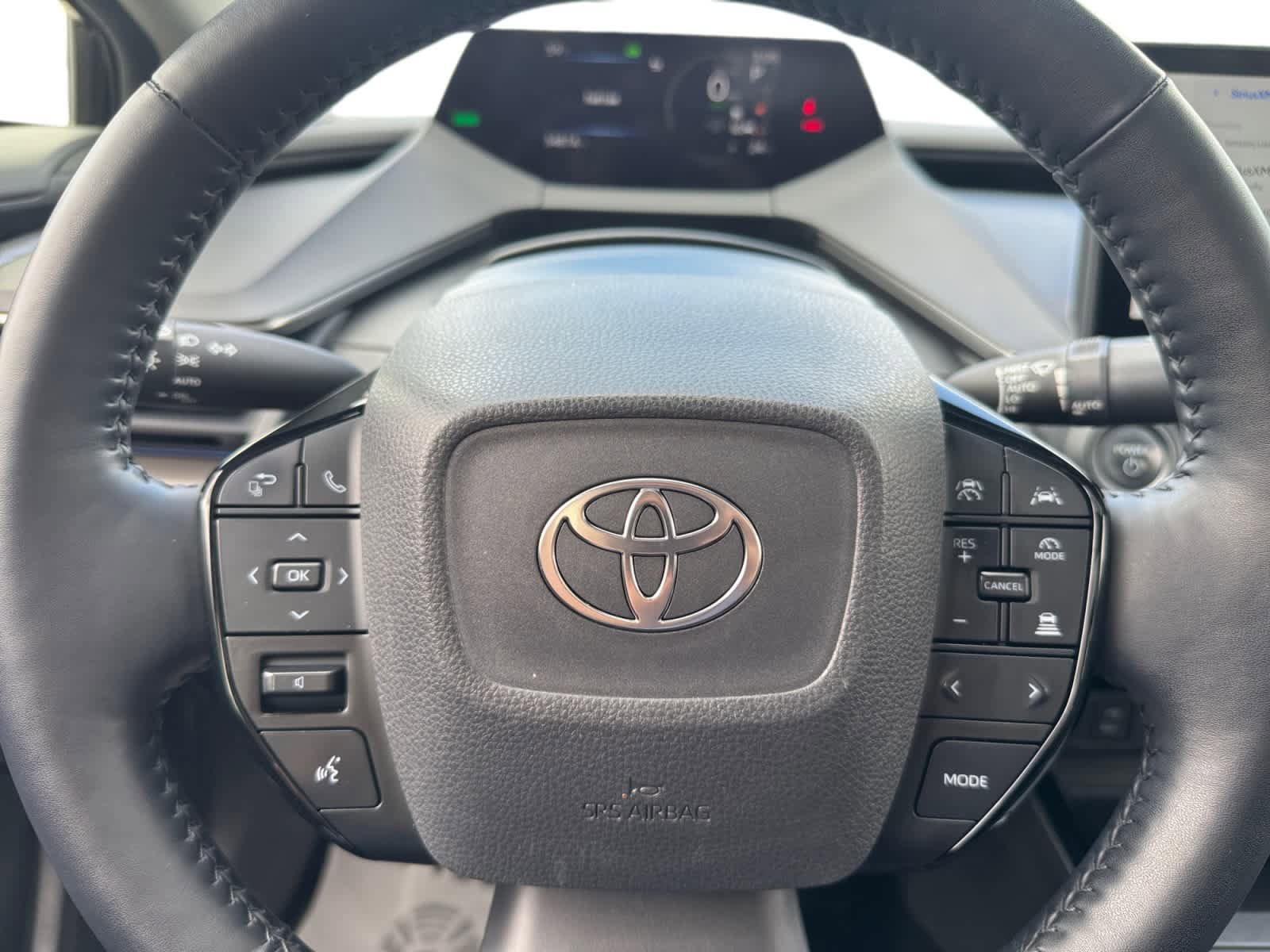 Used 2024 Toyota Prius XLE AWD/4WD image 19