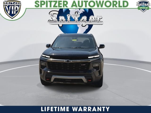 New 2026 Chevrolet Traverse Z71 w/ Enhanced Driving Package AWD/4WD image 3