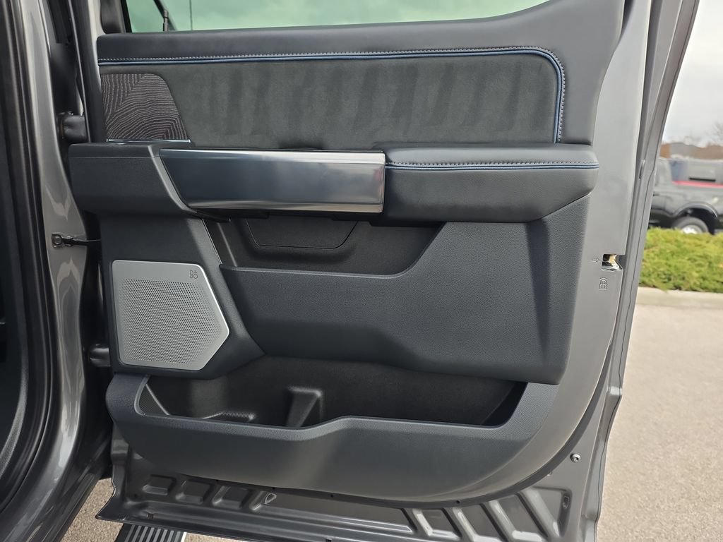 Used 2025 Ford F250 Platinum AWD/4WD image 49