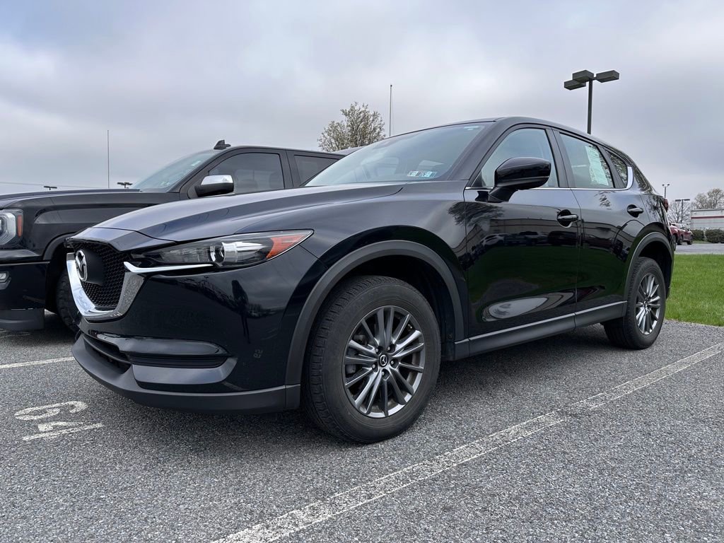 Used 2017 MAZDA CX-5 Sport image 2