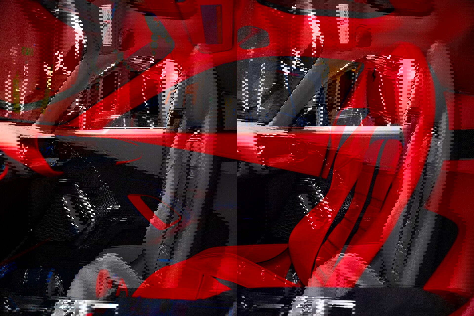 Used 2025 Ferrari 12Cilindri image 14