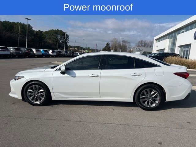 Used 2019 Toyota Avalon Limited image 9