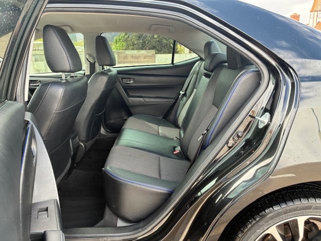 Used 2018 Toyota Corolla SE w/ Body Protection Package image 18