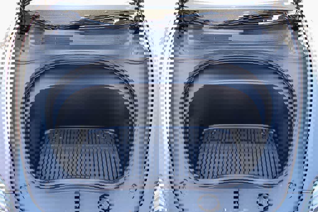 Used 2025 Tesla Model 3 Long Range RWD image 24