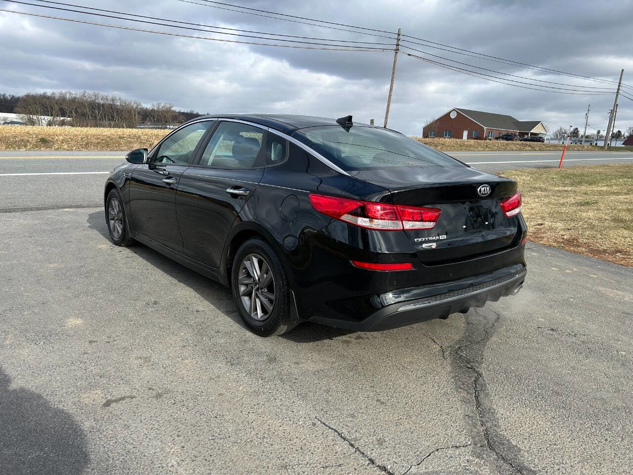 Used 2020 Kia Optima LX image 9