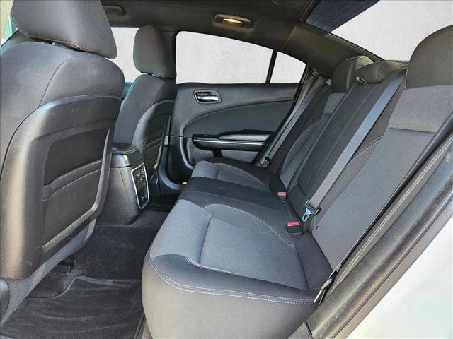 Used 2018 Dodge Charger SXT RWD image 22