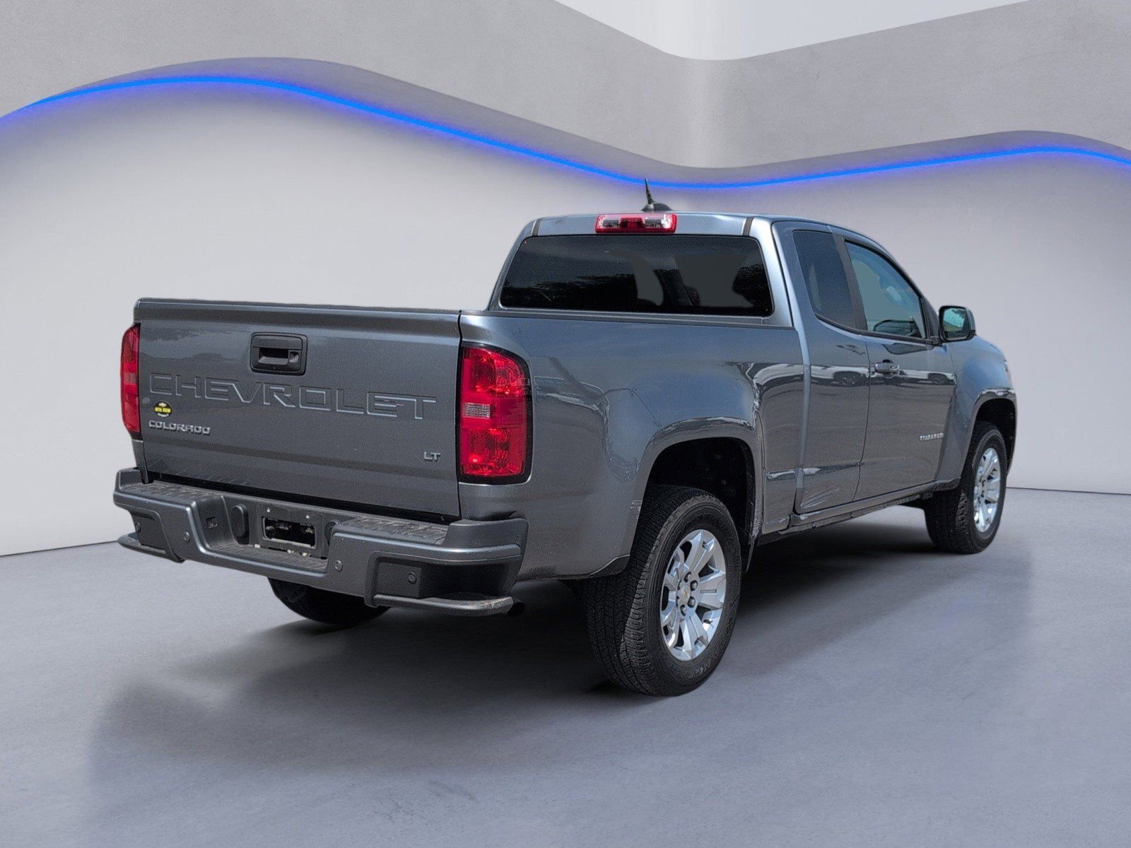 Used 2021 Chevrolet Colorado LT w/ Fleet Safety Package RWD image 3