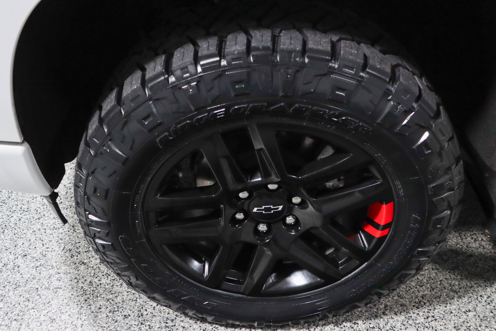Used 2023 Chevrolet Silverado 1500 RST w/ Redline Edition AWD/4WD image 12