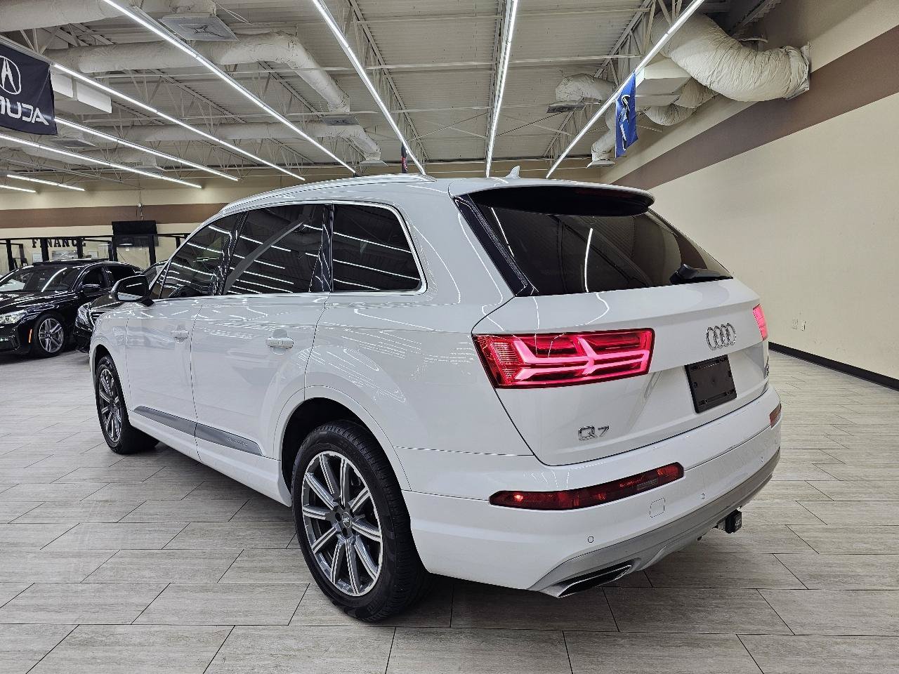 Used 2018 Audi Q7 3.0T Prestige AWD/4WD image 8