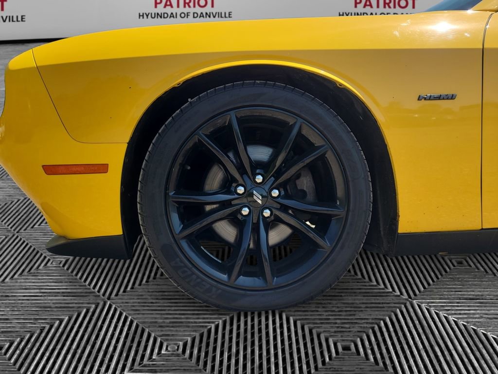 Used 2017 Dodge Challenger R/T w/ Blacktop Package RWD image 14