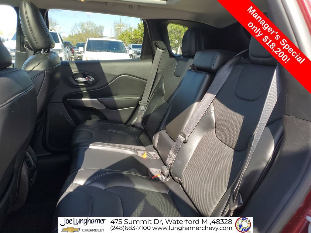 Used 2021 Jeep Cherokee Limited AWD/4WD image 25