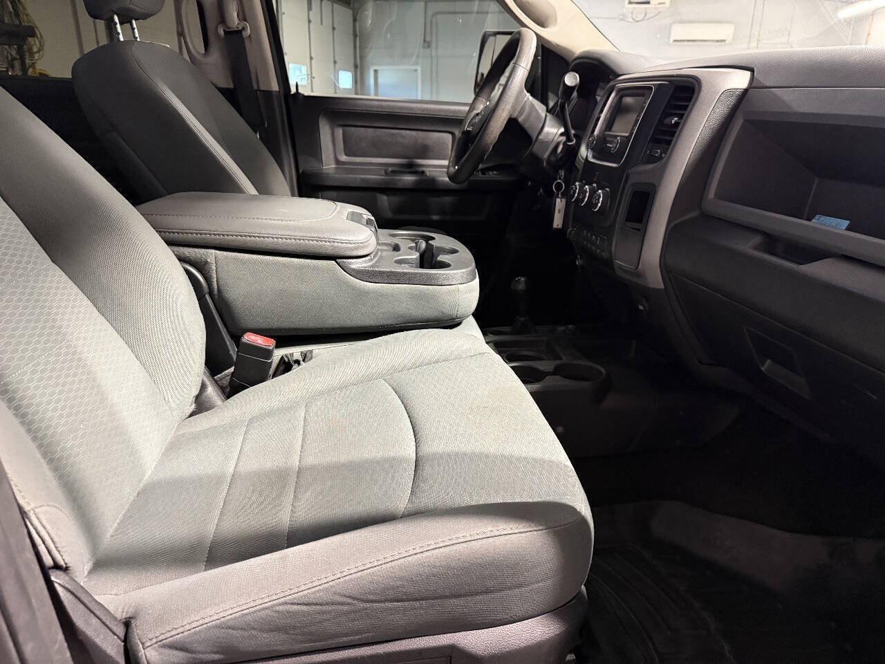 Used 2017 RAM 2500 Tradesman w/ Chrome Appearance Group AWD/4WD image 14