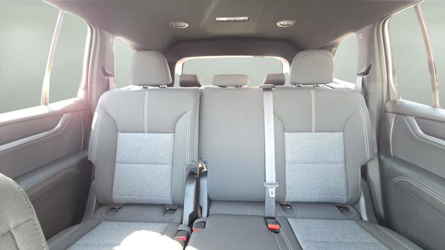 New 2026 GMC Acadia Elevation w/ Black Edition image 37