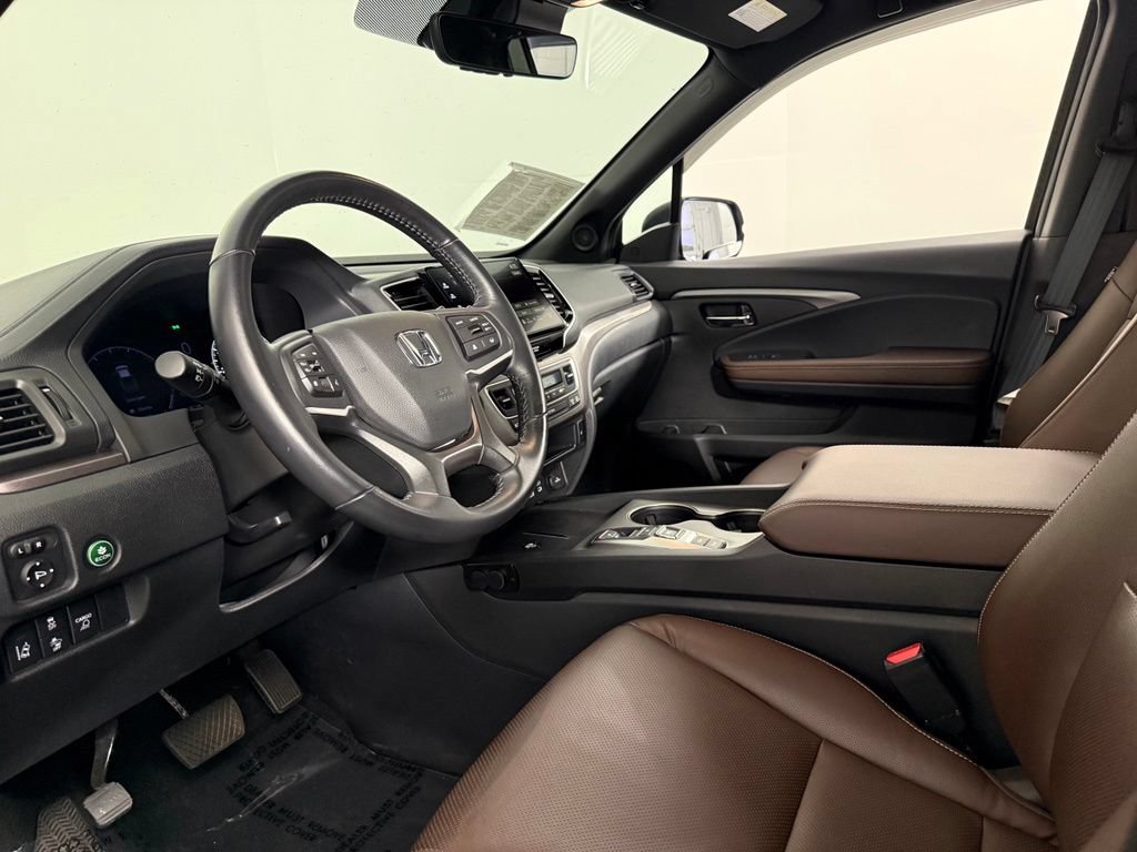 Used 2025 Honda Ridgeline RTL image 4