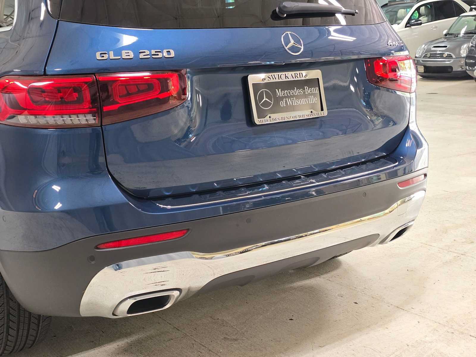 Used 2023 Mercedes-Benz GLB 250 4MATIC image 13