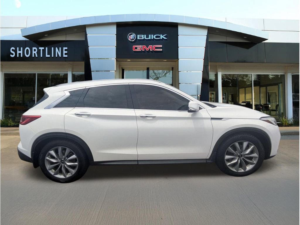 Used 2020 INFINITI QX50 Luxe AWD/4WD image 2