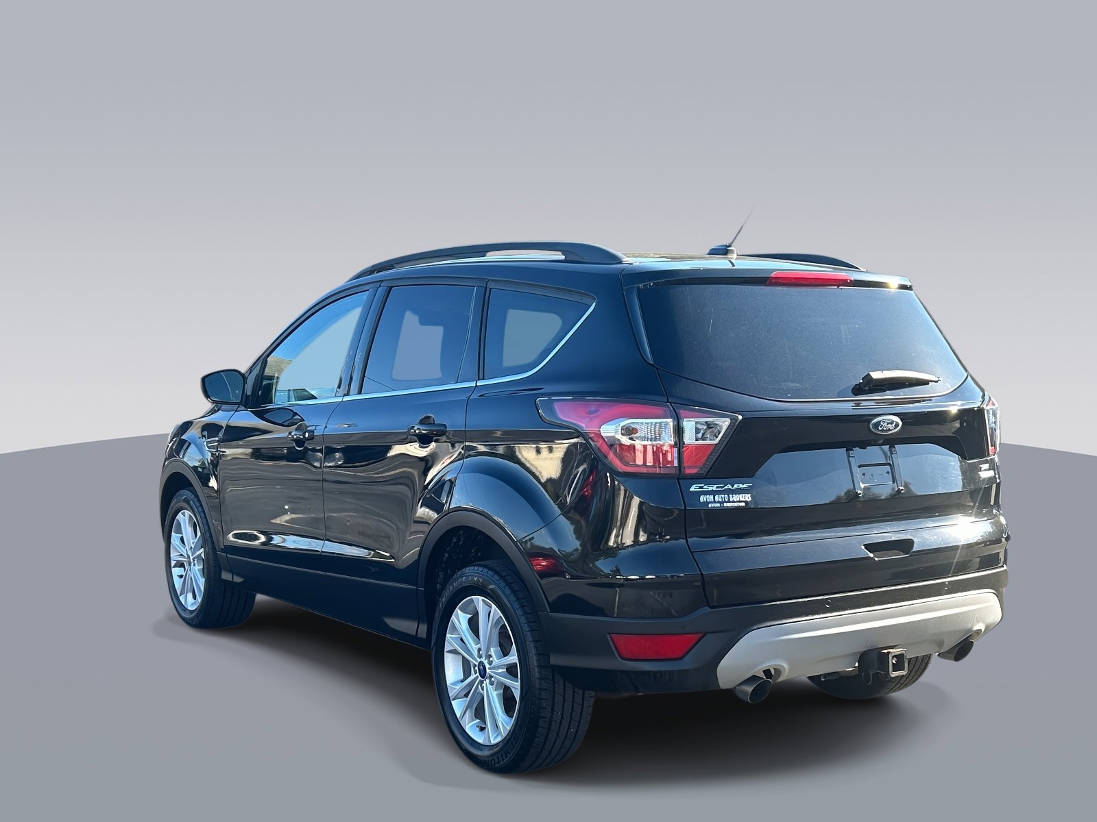 Used 2017 Ford Escape SE w/ Equipment Group 201A image 5