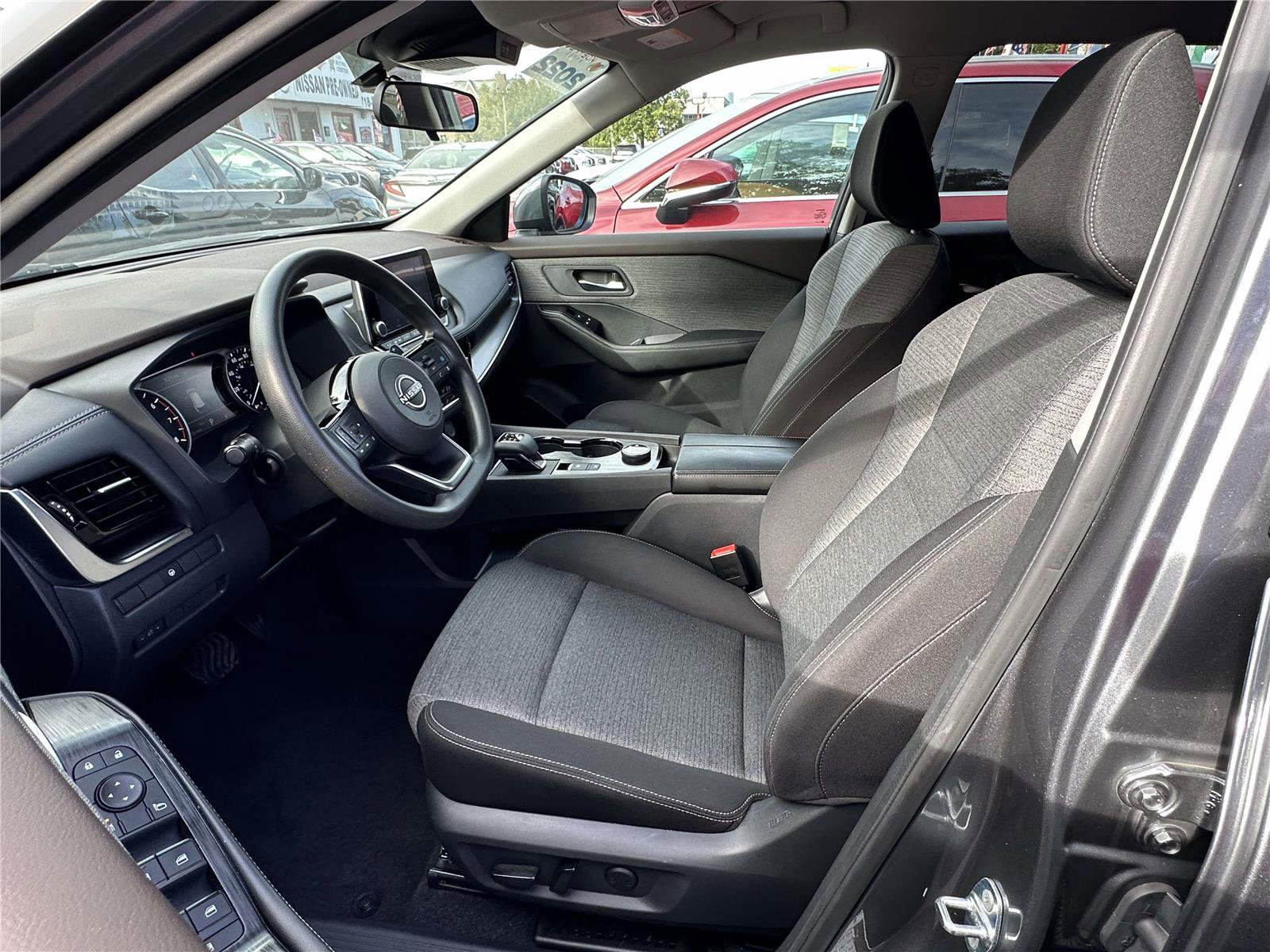 Certified 2022 Nissan Rogue SV image 12