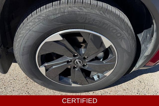 Certified 2025 Nissan Rogue SV image 20