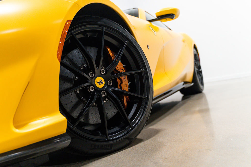 Used 2022 Ferrari 812 GTS image 2