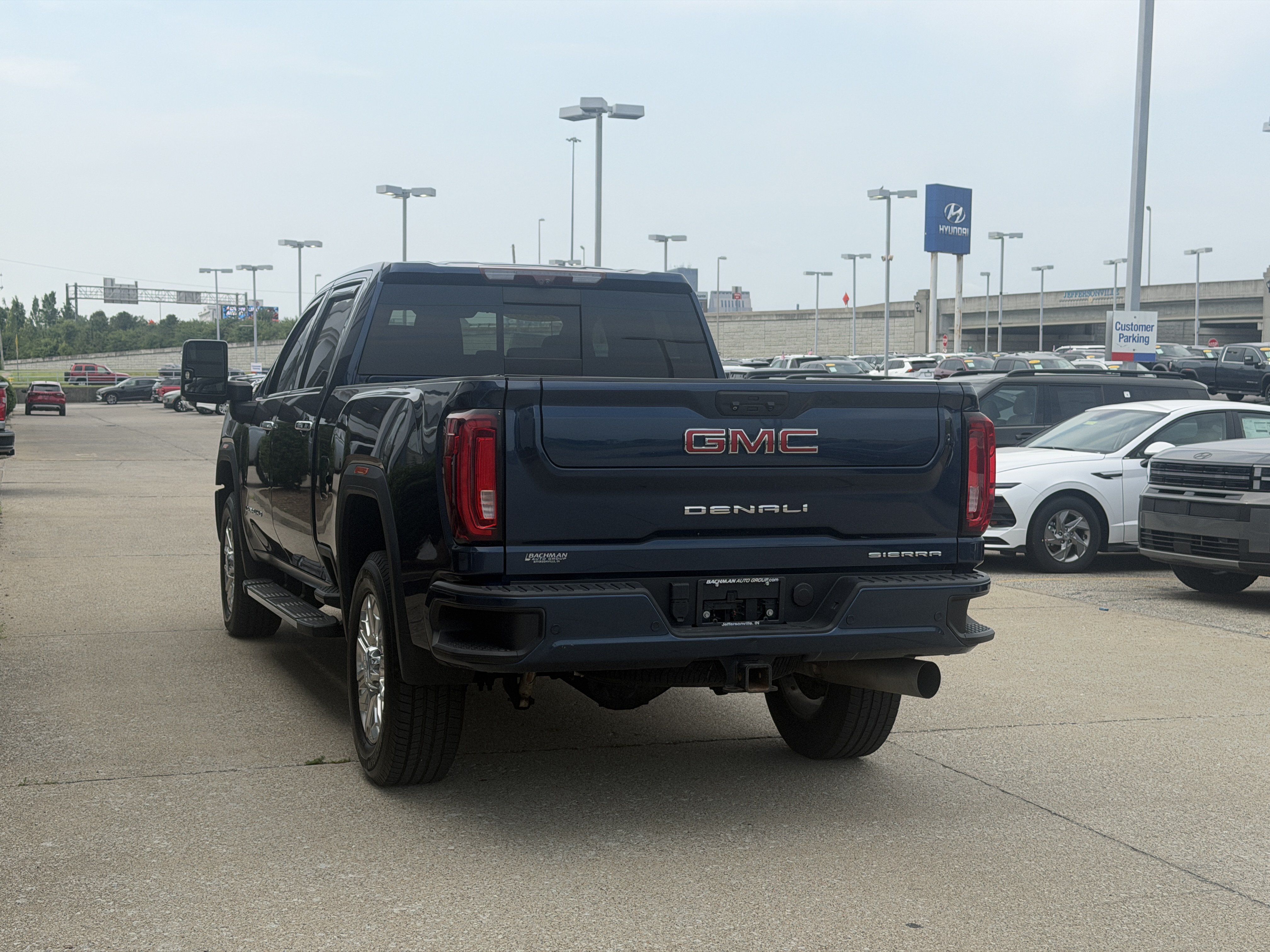 Used 2020 GMC Sierra 3500 Denali w/ Denali Ultimate Package AWD/4WD image 7