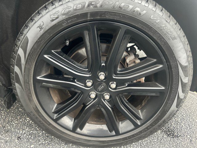 Used 2023 Ford Edge ST-Line AWD/4WD image 9