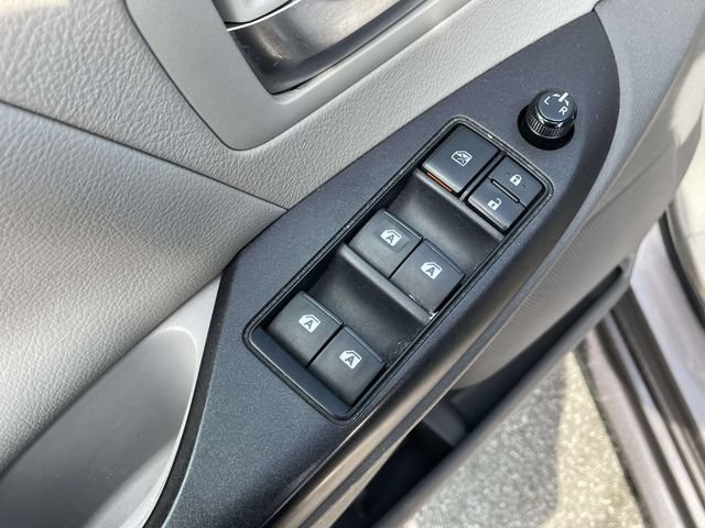 Used 2017 Toyota Sienna LE FWD image 17