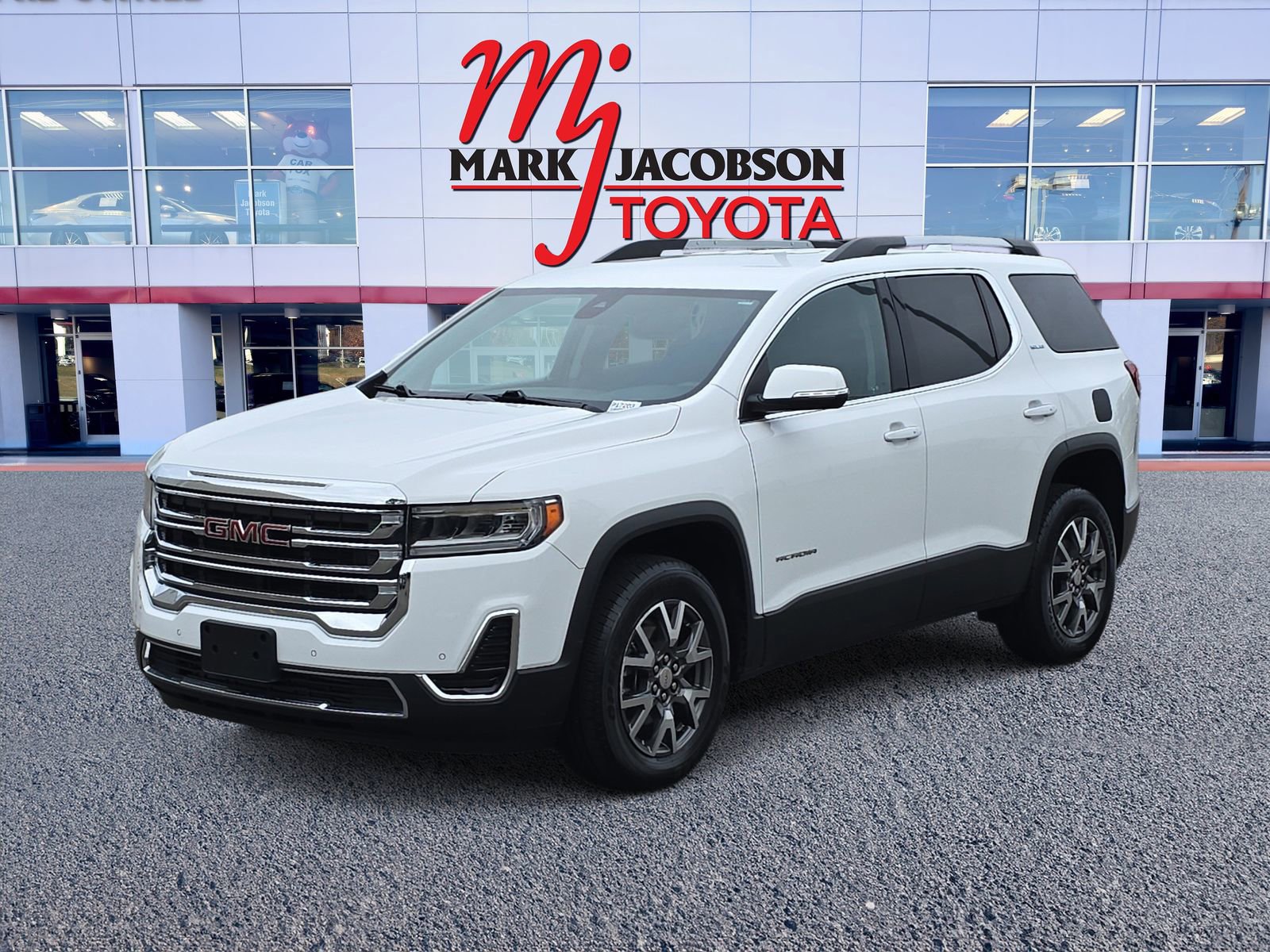 Used 2023 GMC Acadia SLE w/ Driver Convenience Package