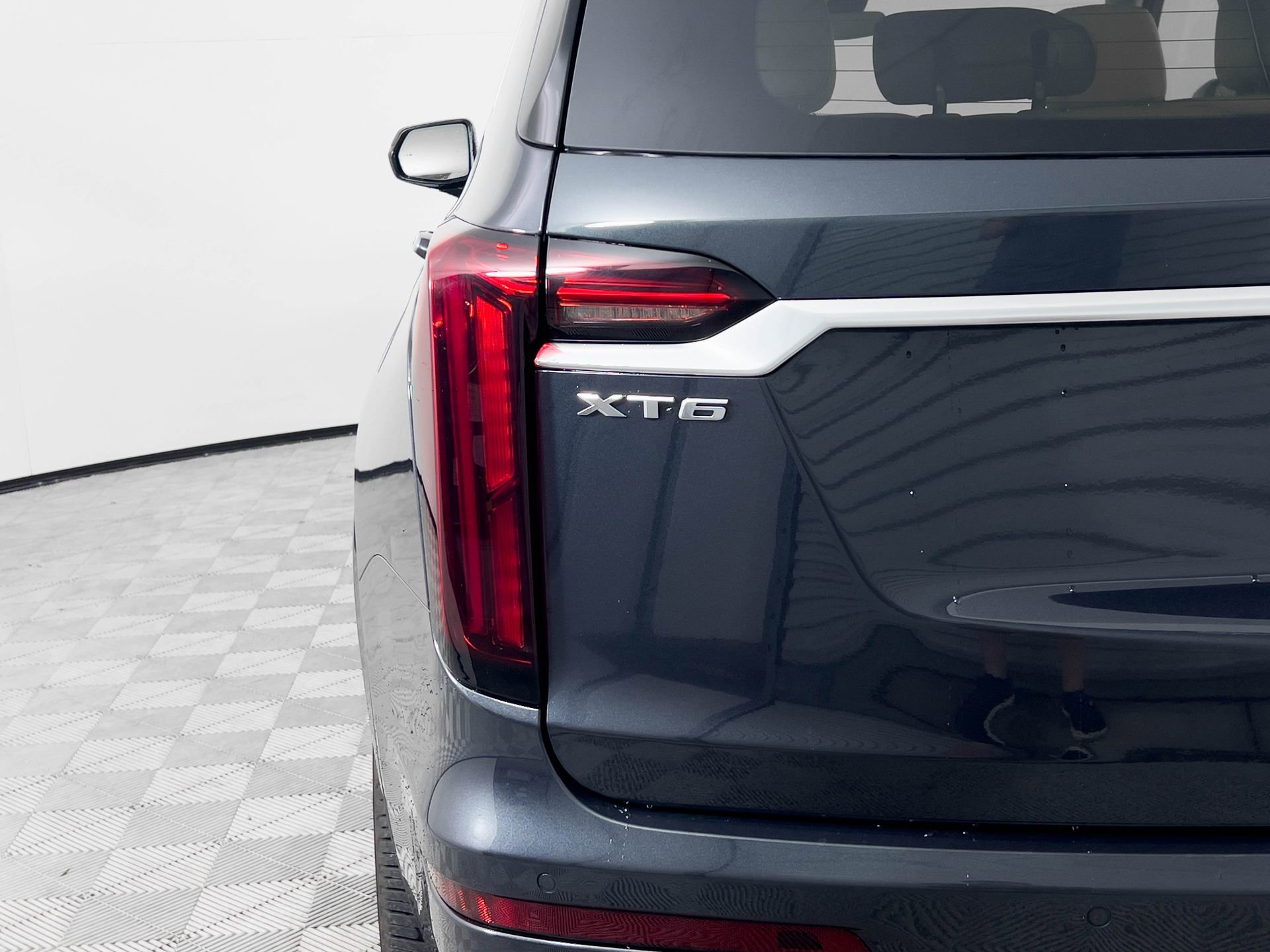 Used 2022 Cadillac XT6 Premium Luxury image 13