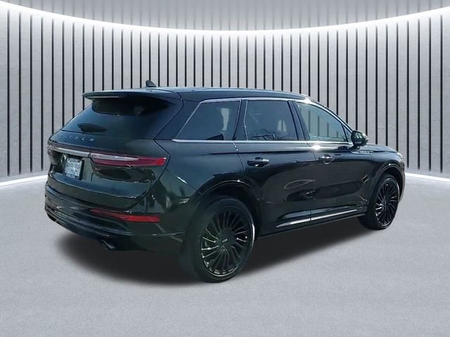 Used 2022 Lincoln Corsair Reserve w/ Equipment Group 201A image 4