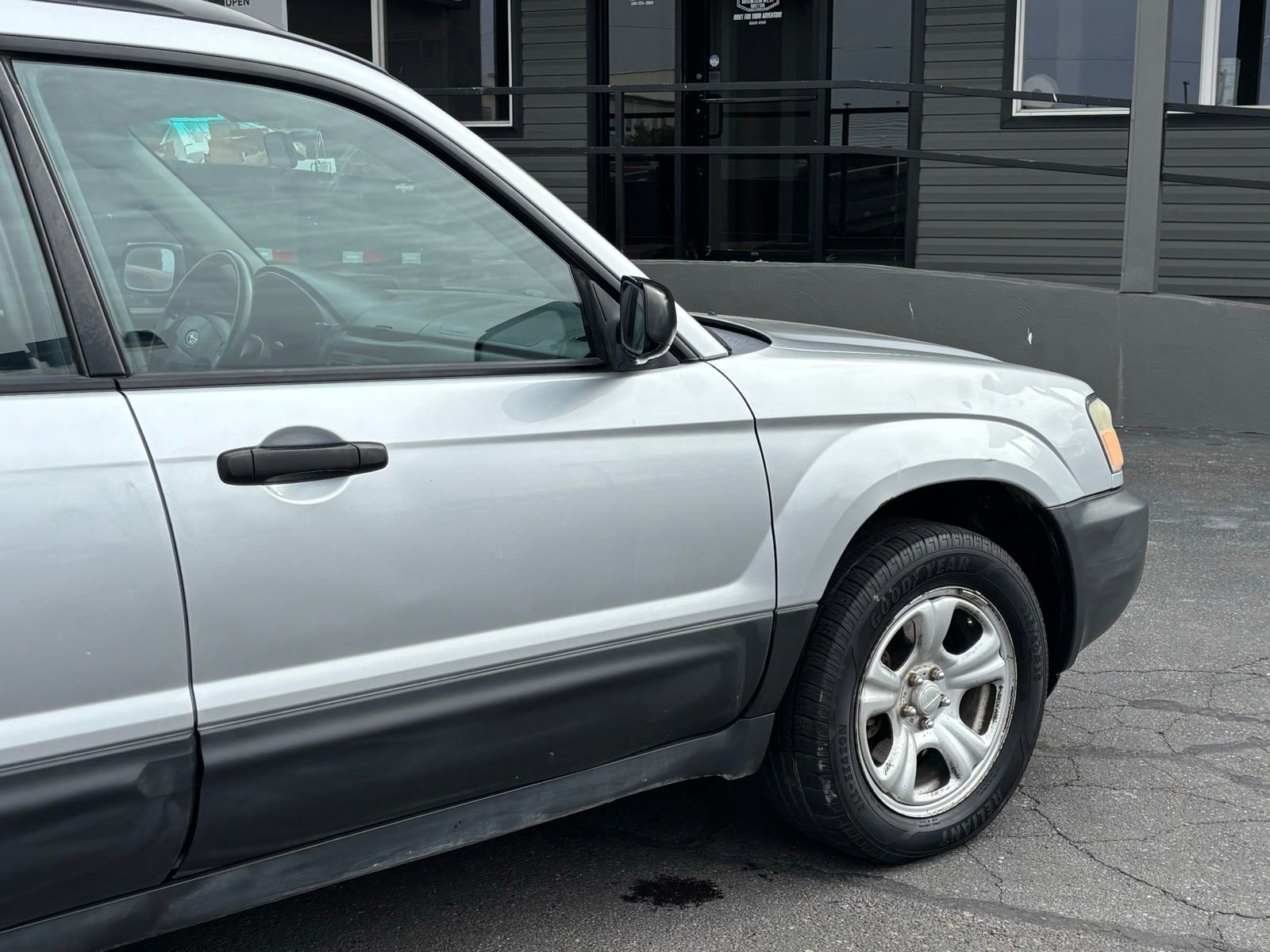 Used 2004 Subaru Forester 2.5X image 4
