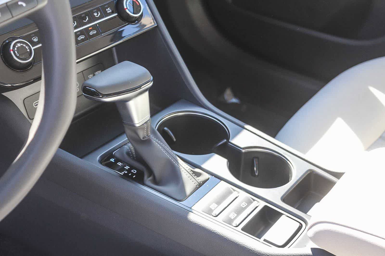 Certified 2025 Hyundai Sonata SE image 24