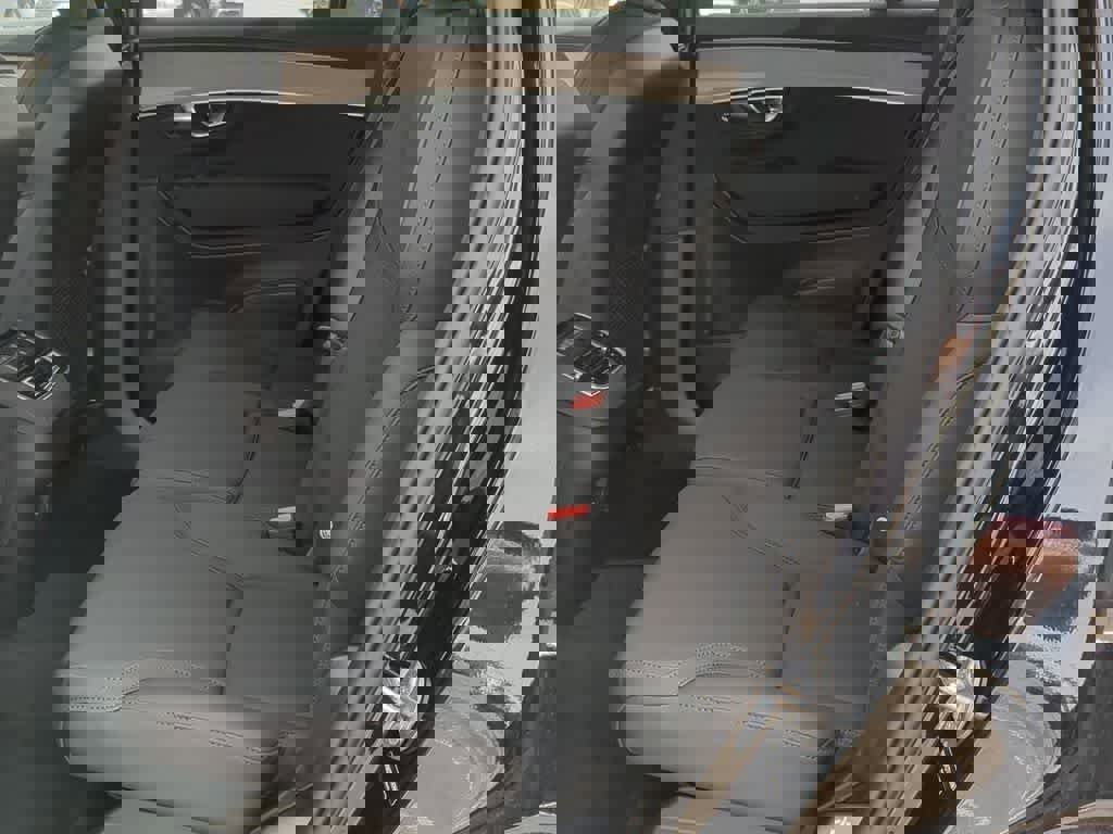 New 2026 Volvo XC90 B6 Plus w/ Protection Package Premier image 18