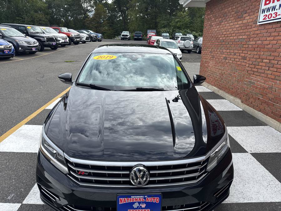 Used 2019 Volkswagen Passat 2.0T SE R-Line FWD image 7