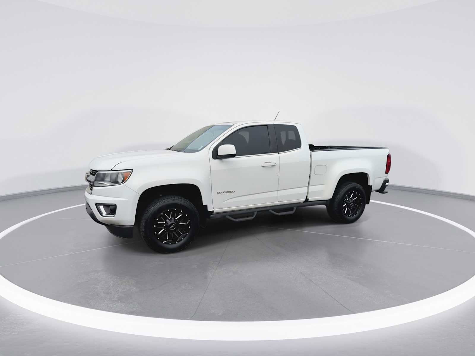 Used 2016 Chevrolet Colorado LT w/ LT Convenience Package image 4