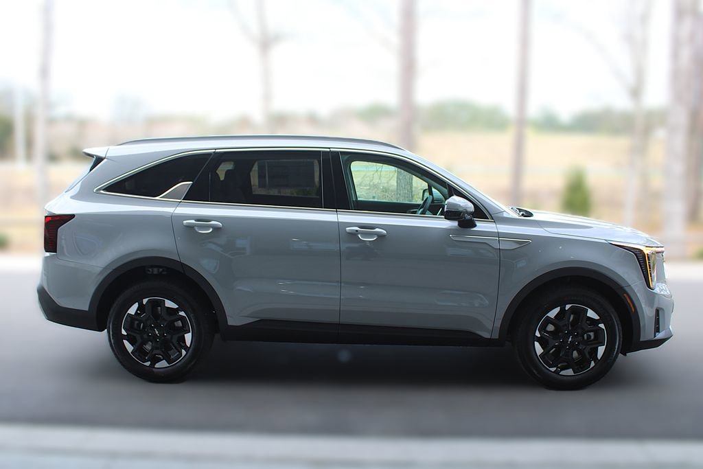 New 2026 Kia Sorento S image 14