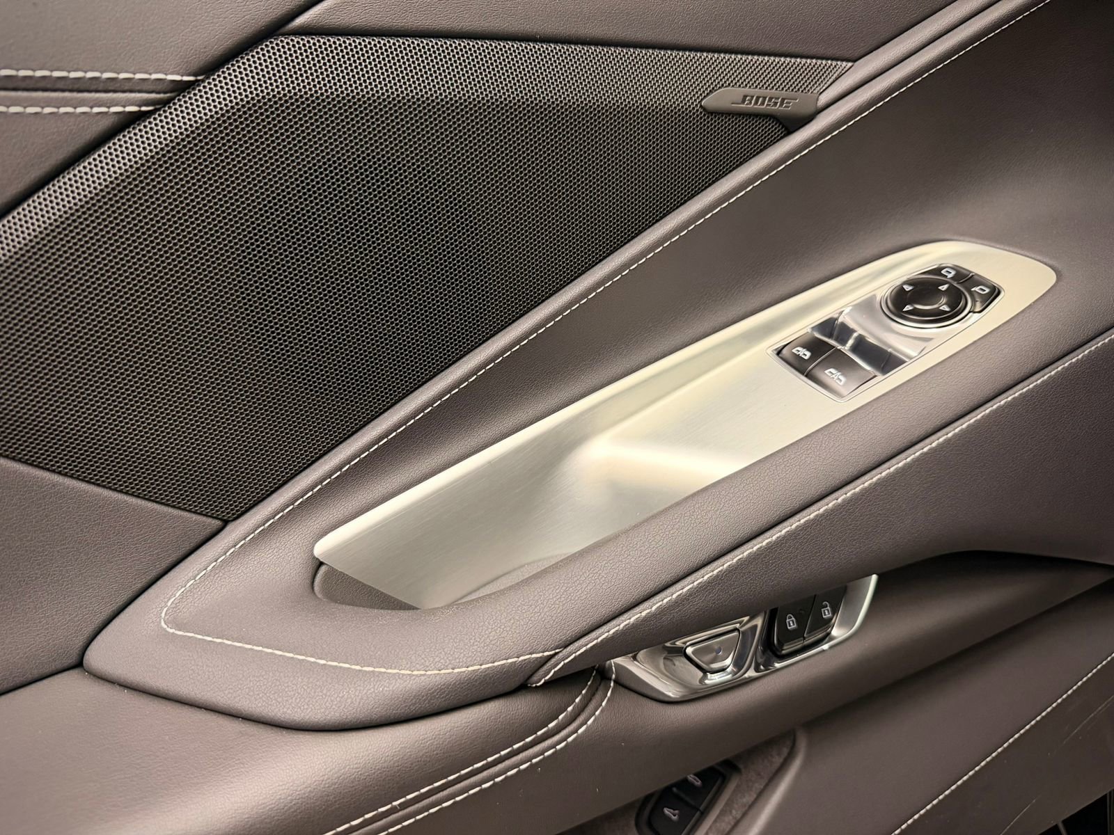 Used 2024 Chevrolet Corvette Stingray Coupe w/ Battery Protection Package RWD image 33