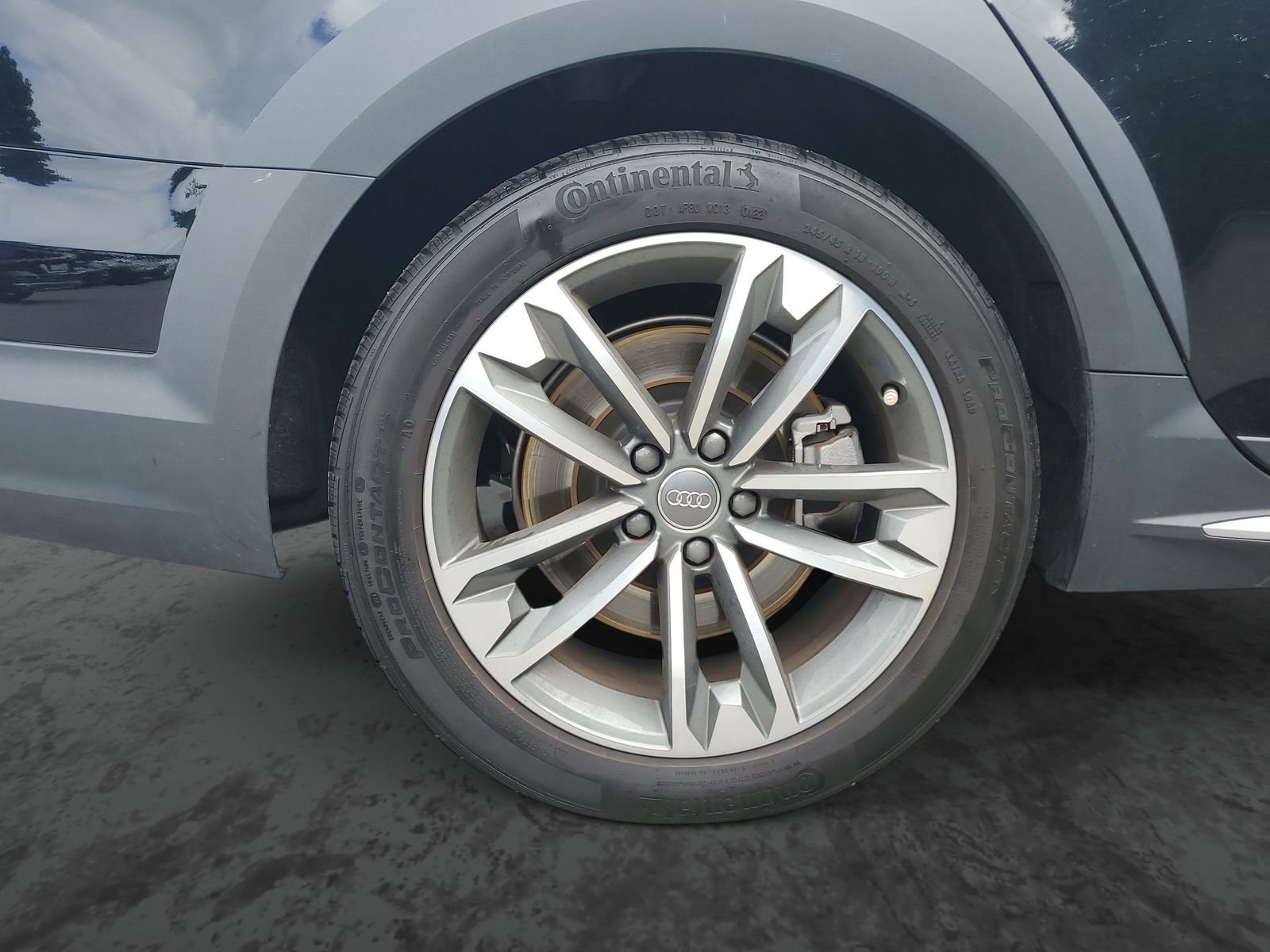 Used 2019 Audi A4 2.0T allroad Premium Plus AWD/4WD image 5