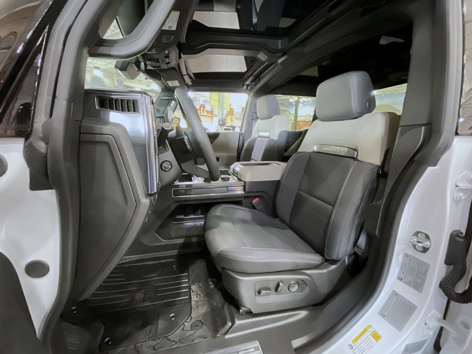 New 2026 GMC Hummer EV 4x4 Crew Cab w/ Battery Pack, 24 Module Pack image 10