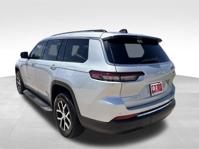 Used 2023 Jeep Grand Cherokee L Limited AWD/4WD image 7