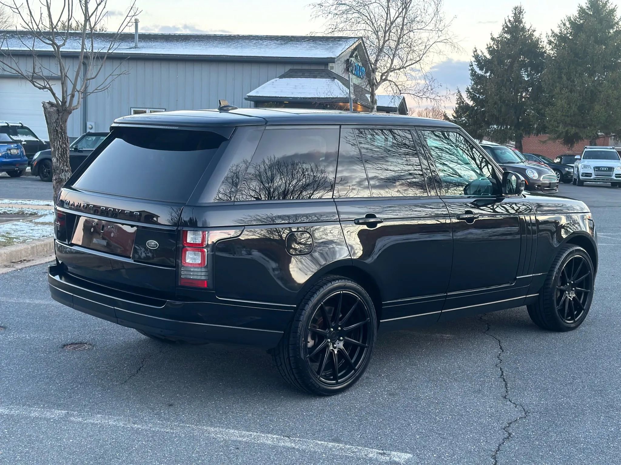 Used 2015 Land Rover Range Rover Supercharged image 11