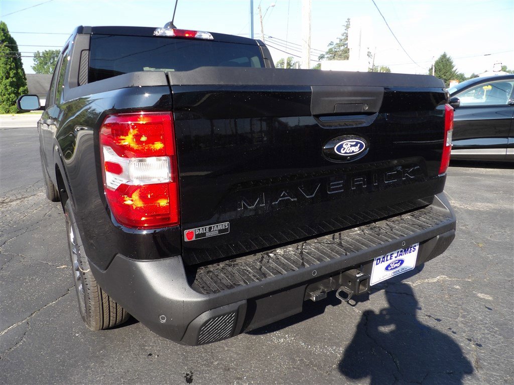 New 2025 Ford Maverick XLT w/ XLT Luxury Package image 6