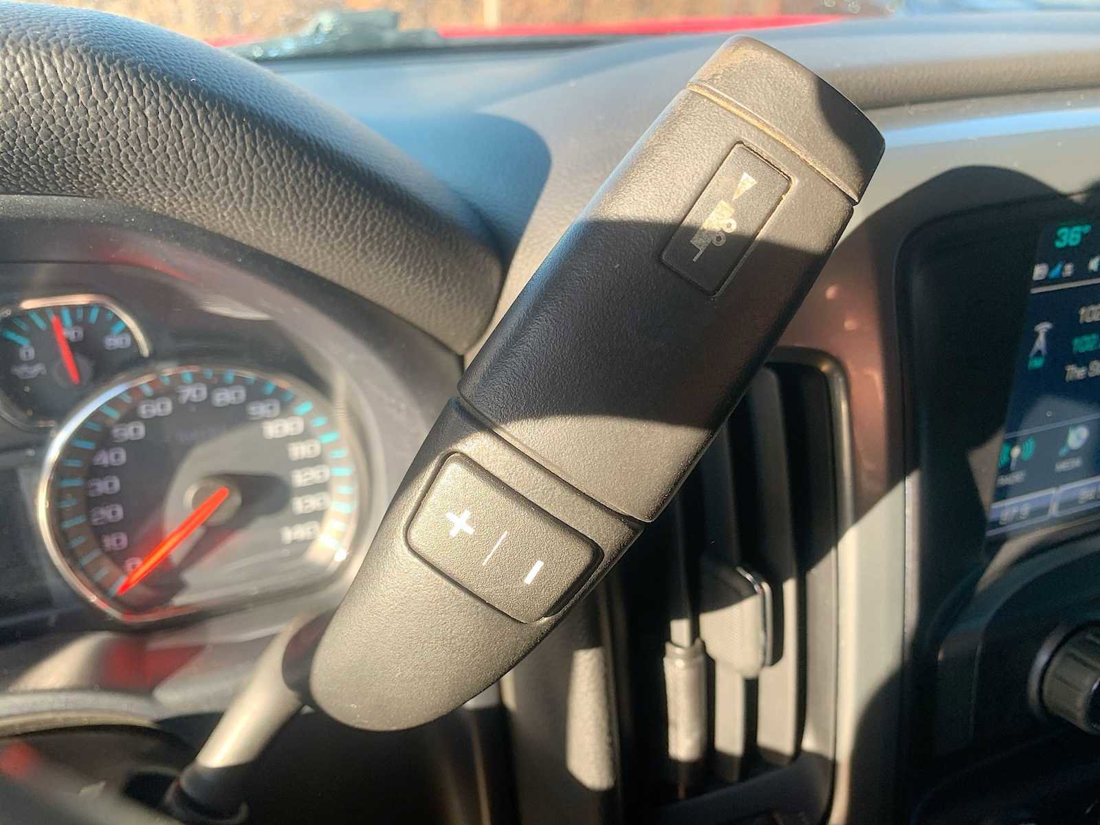 Used 2018 Chevrolet Silverado 1500 LT w/ All Star Edition image 15