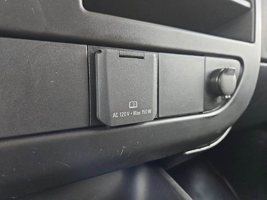 Used 2024 GMC Savana 2500 w/ Driver Convenience Package image 30