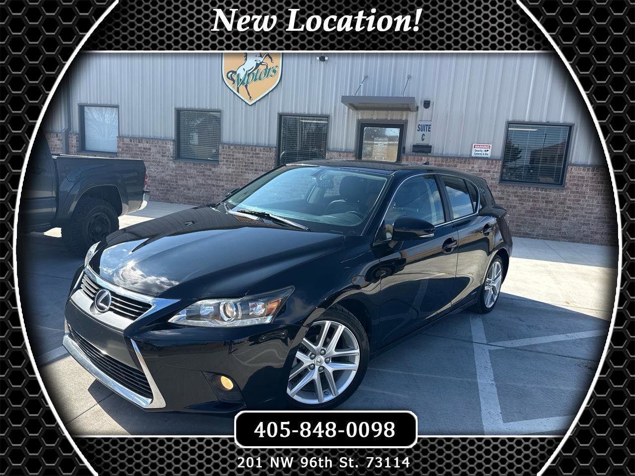 Used 2016 Lexus CT 200h w/ Accessory Package 2