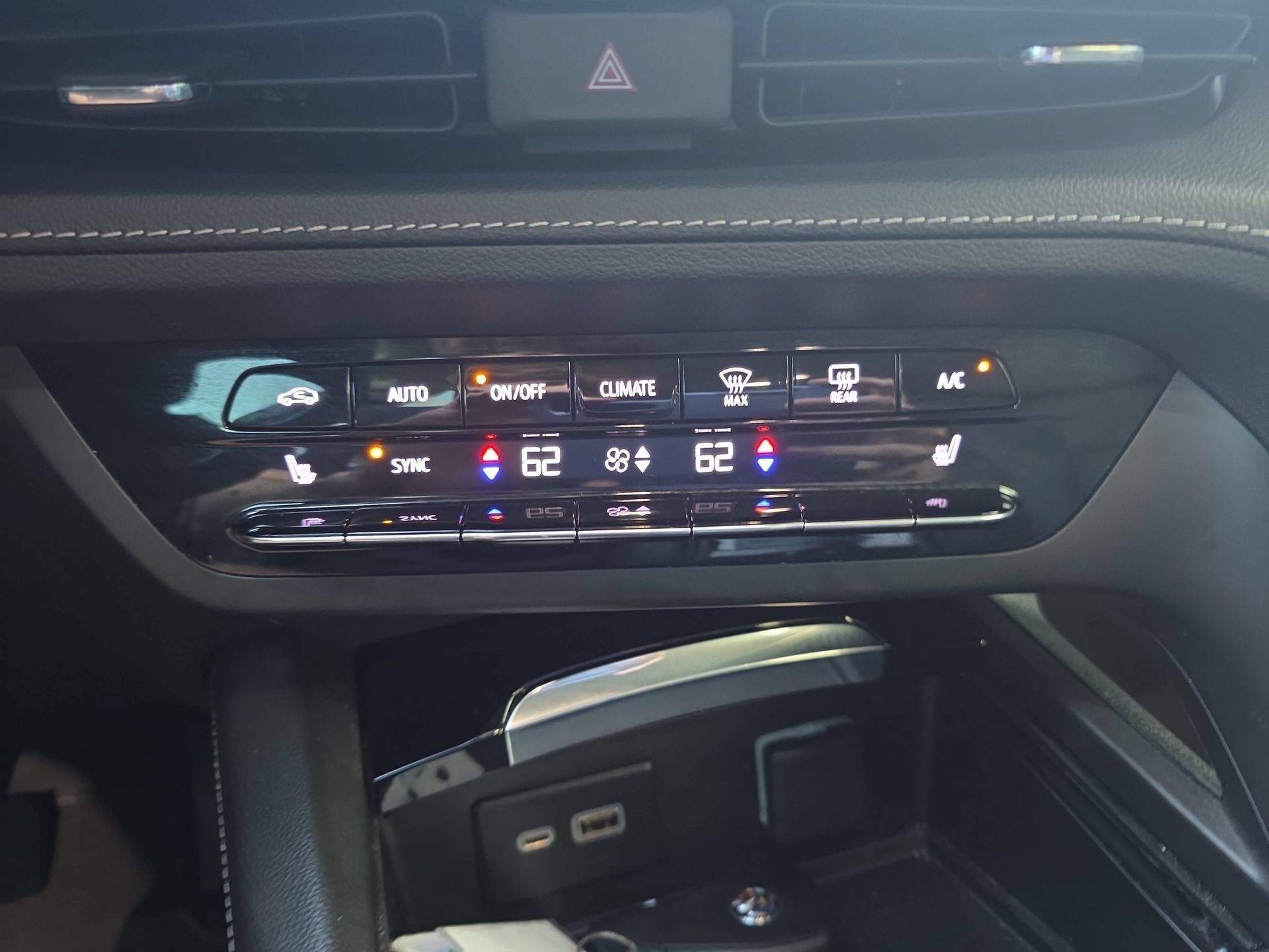 Used 2023 Buick Envision Essence FWD image 21