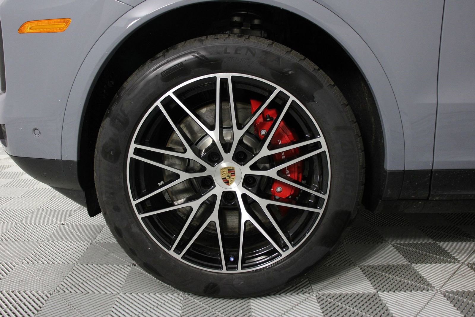 New 2026 Porsche Cayenne S image 17