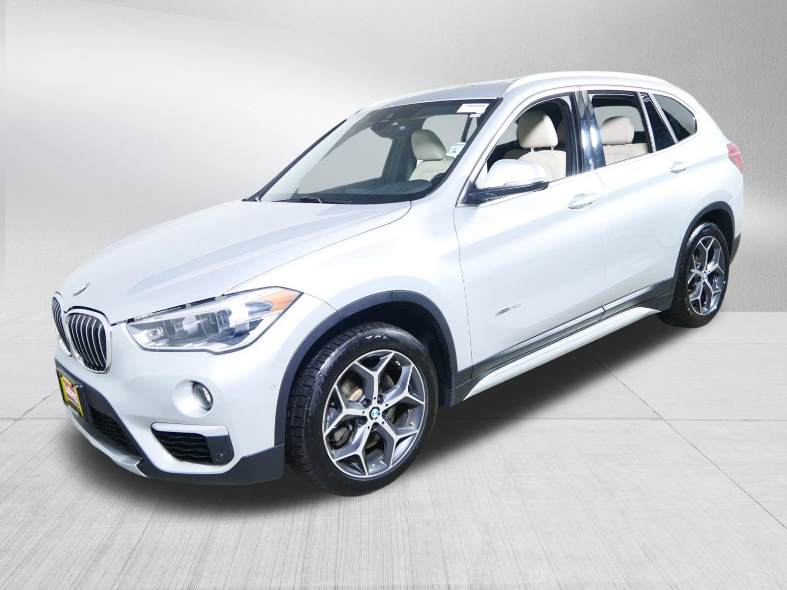 Used 2017 BMW X1 xDrive28i image 3